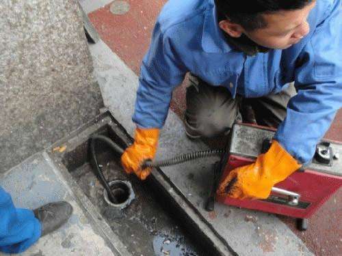 沁水疏通下水道